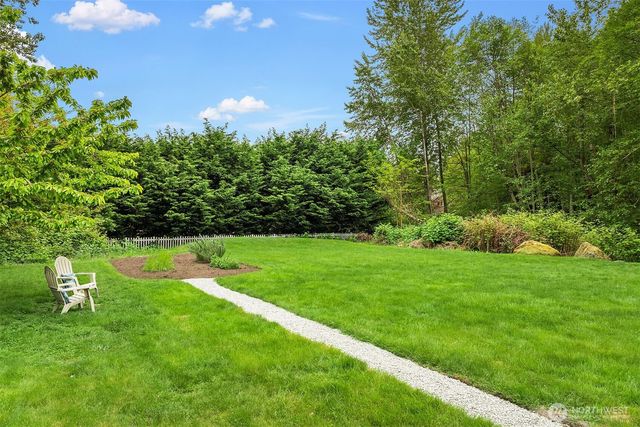 14730 75th Avenue NE, Kenmore, WA 98028