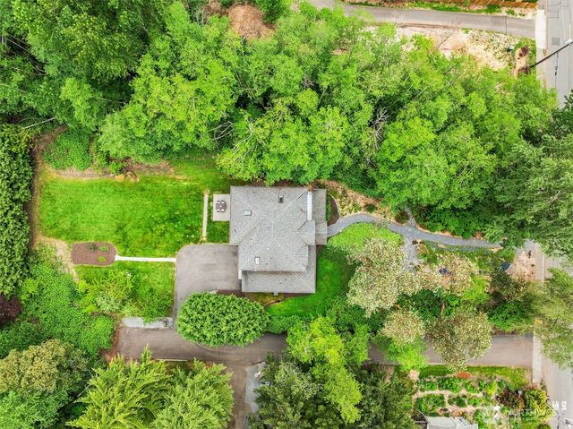 14730 75th Avenue NE, Kenmore, WA 98028