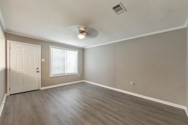 69 Kirkglen Loop, Houma, LA 70363