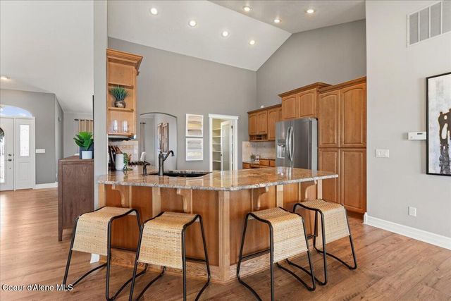 7513 W Nighthawk DR, Post Falls, ID 83854
