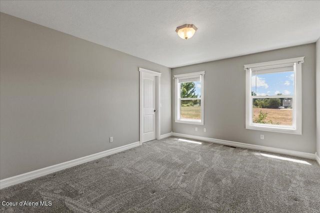 7513 W Nighthawk DR, Post Falls, ID 83854