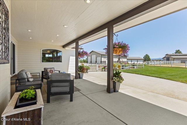 7513 W Nighthawk DR, Post Falls, ID 83854