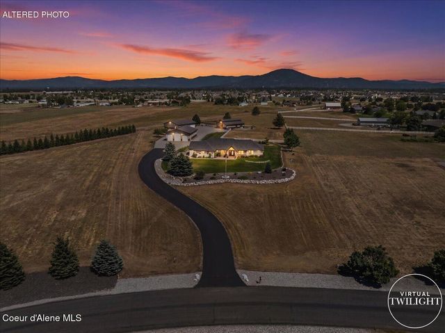 7513 W Nighthawk DR, Post Falls, ID 83854