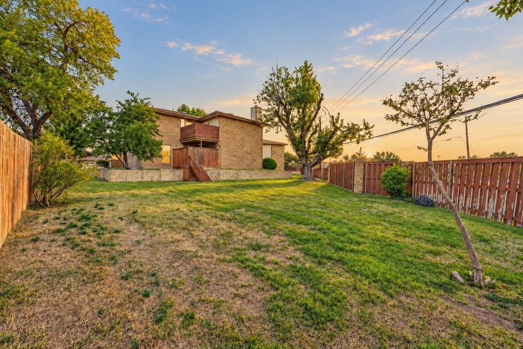 15 Dewberry Court, Bedford, TX 76021 — photo 3
