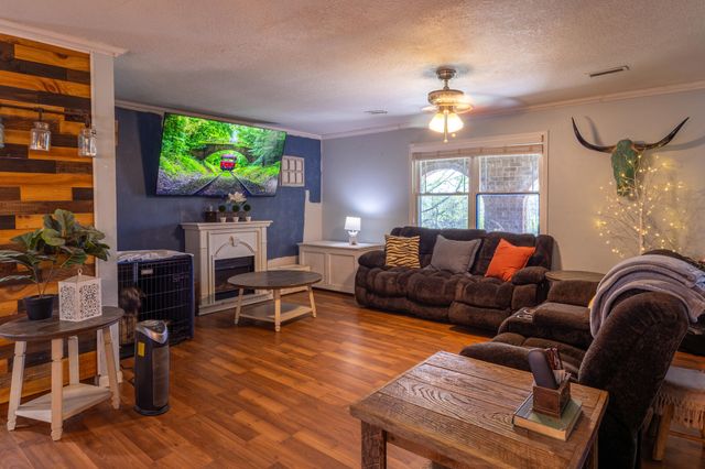 1473 Old York Highway N, Dunlap, TN 37327