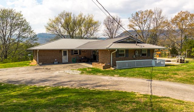 1473 Old York Highway N, Dunlap, TN 37327