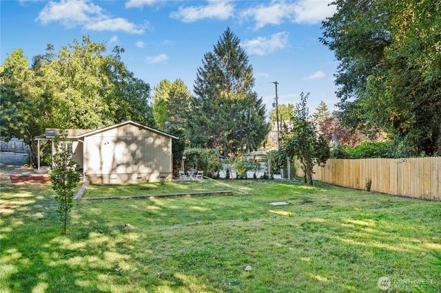 469 Maple Avenue SW, Renton, WA 98057