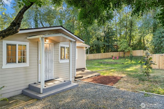 469 Maple Avenue SW, Renton, WA 98057