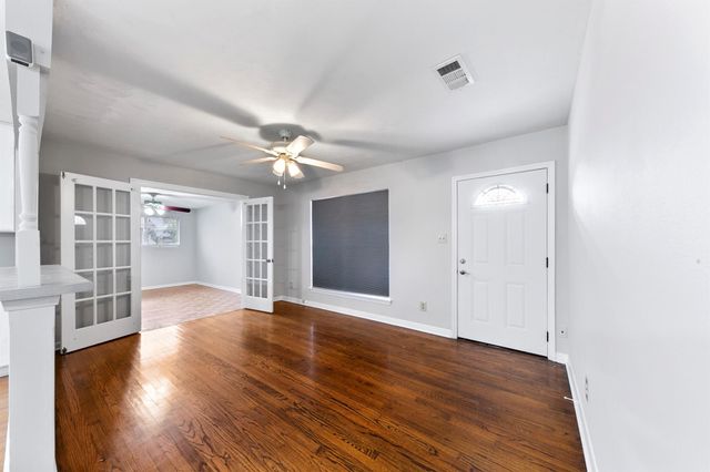 9830 Sumerlin Street, Houston, TX 77075