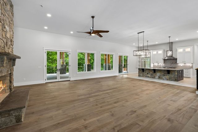 1782 Springwater Lane, Thompsons Station, TN 37179