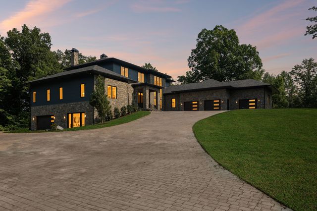 1782 Springwater Lane, Thompsons Station, TN 37179