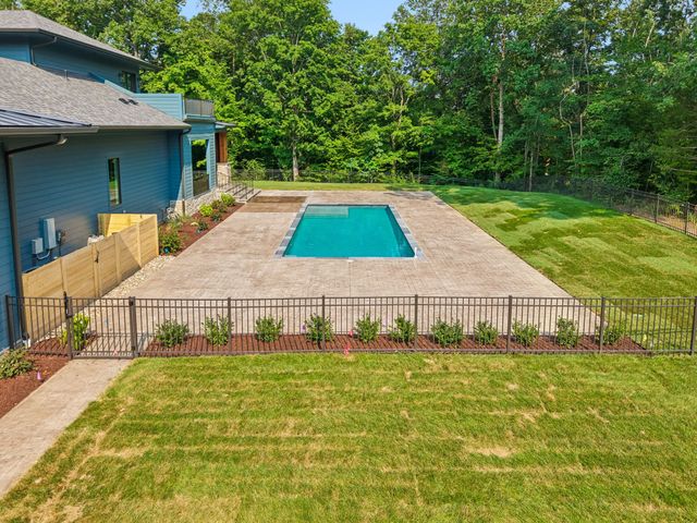 1782 Springwater Lane, Thompsons Station, TN 37179