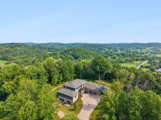1782 Springwater Lane, Thompsons Station, TN 37179