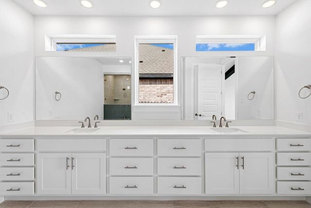 121 Irvine PASS, Liberty Hill, TX 78642