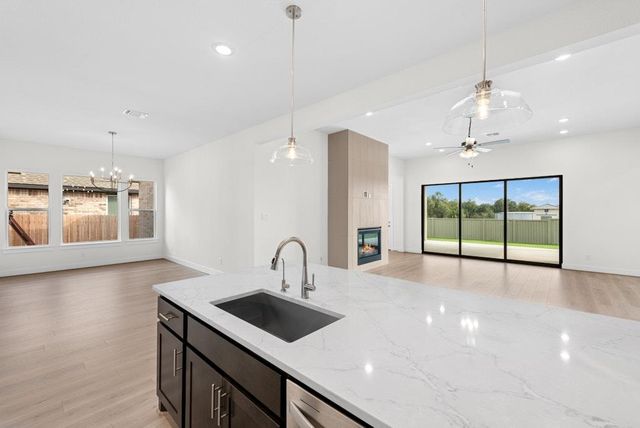 121 Irvine PASS, Liberty Hill, TX 78642