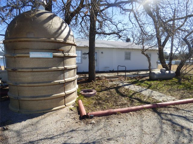 125 County Road 597, Eastland, TX 76448