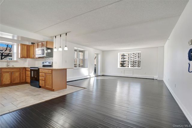 79-14 Rockaway Beach Boulevard 3J, Rockaway Beach, NY 11693
