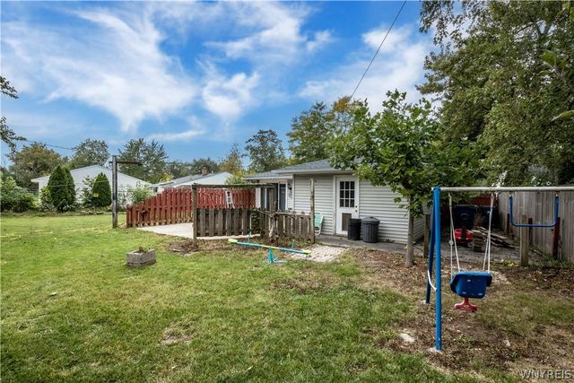 39 Mapleview Drive, Amherst, NY 14226