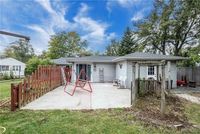 39 Mapleview Drive, Amherst, NY 14226