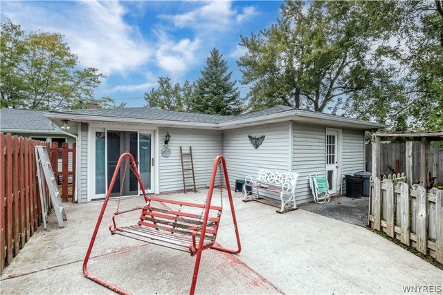 39 Mapleview Drive, Amherst, NY 14226