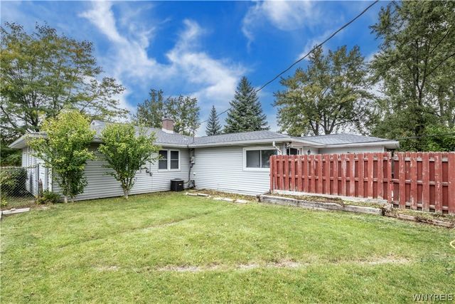 39 Mapleview Drive, Amherst, NY 14226