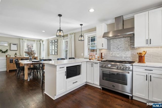 249 Ottawa Avenue, Hasbrouck Heights, NJ 07604