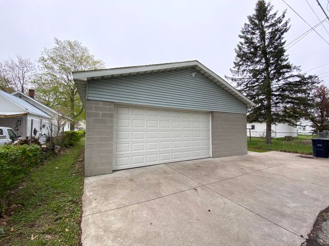 715 S Ashland Avenue, Michigan City, IN 46360