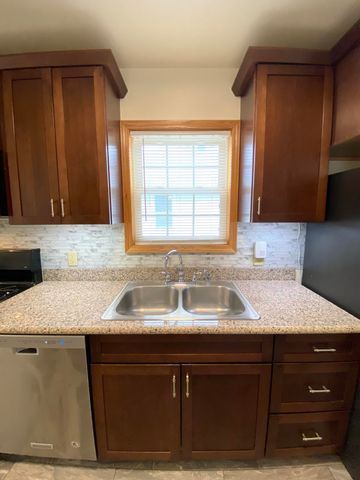715 S Ashland Avenue, Michigan City, IN 46360