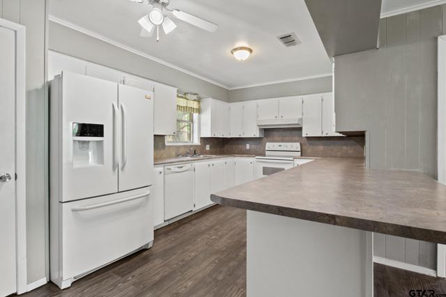 4006 Mark Lane, Mt Pleasant, TX 75455