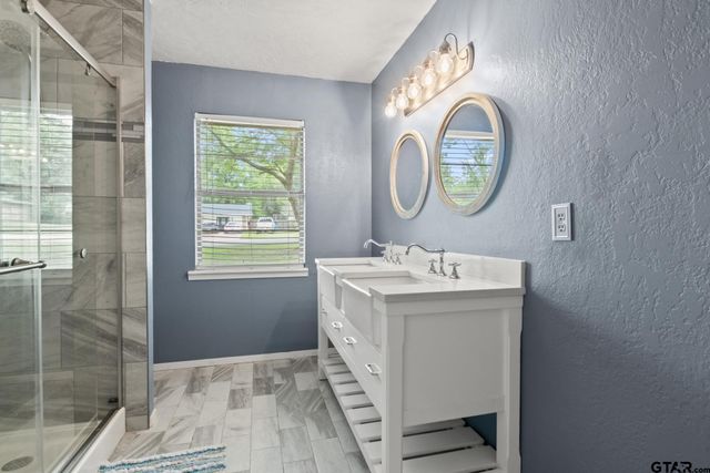 4006 Mark Lane, Mt Pleasant, TX 75455
