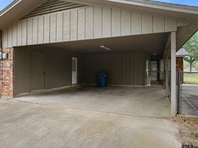 4006 Mark Lane, Mt Pleasant, TX 75455