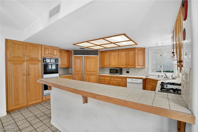 7769 Spanish Lake Drive, Las Vegas, NV 89113