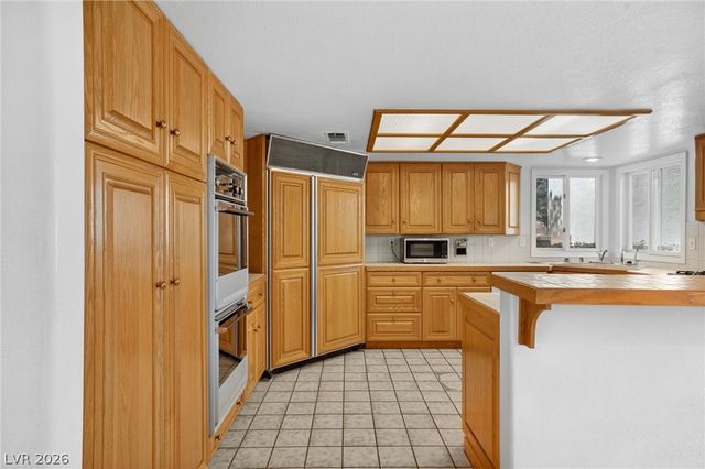 7769 Spanish Lake Drive, Las Vegas, NV 89113