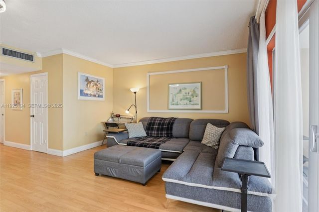 1965 S Ocean Dr 16A, Hallandale Beach, FL 33009