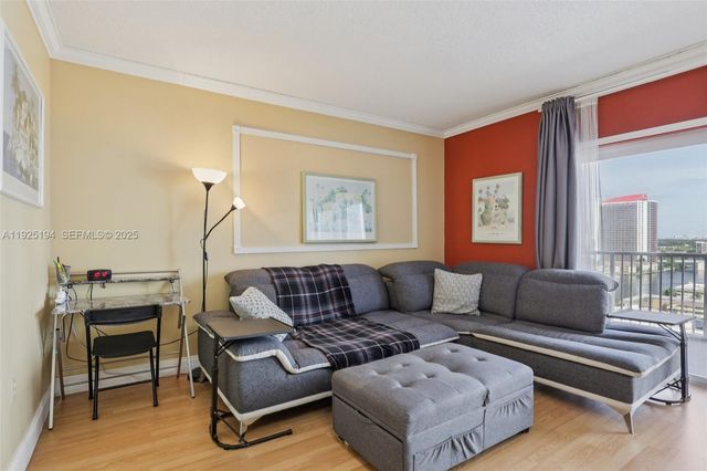 1965 S Ocean Dr 16A, Hallandale Beach, FL 33009