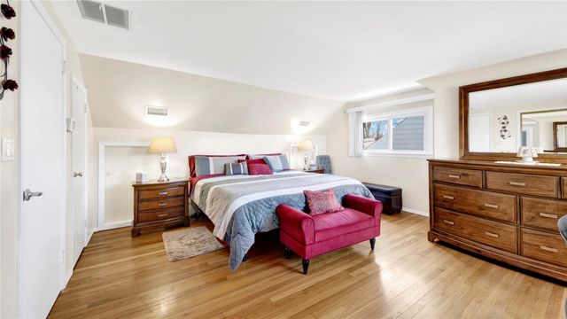 74 Heathcote Road, Yonkers, NY 10710