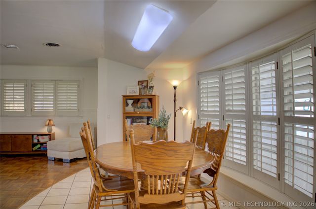 4925 E 23rd Street, Tulsa, OK 74114