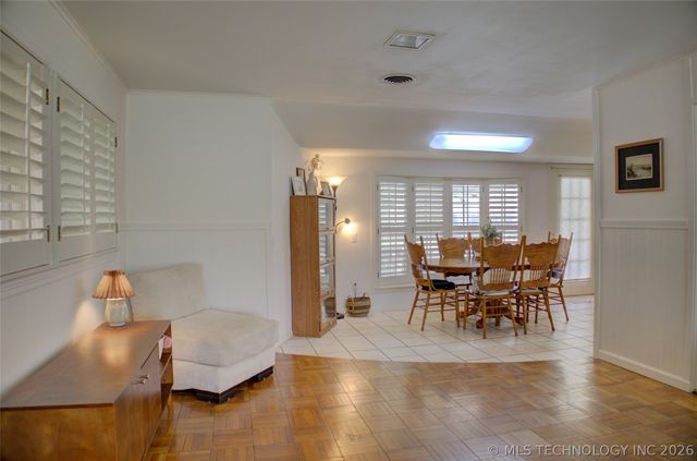 4925 E 23rd Street, Tulsa, OK 74114