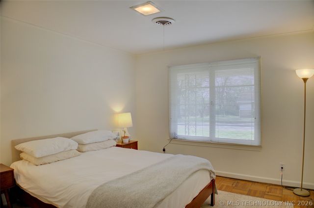 4925 E 23rd Street, Tulsa, OK 74114