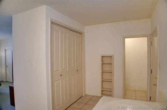 4925 E 23rd Street, Tulsa, OK 74114