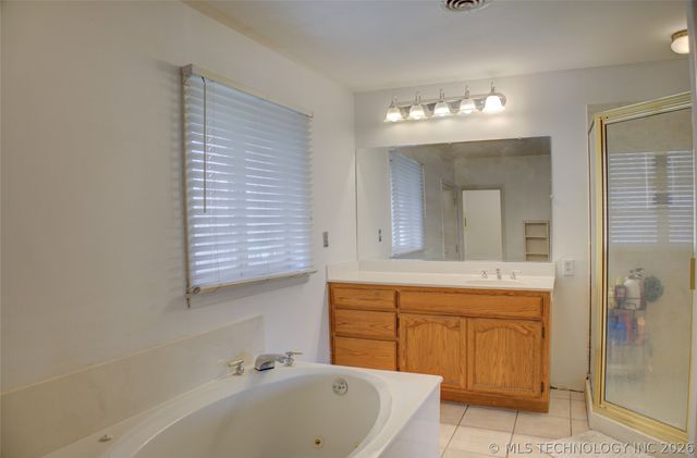 4925 E 23rd Street, Tulsa, OK 74114