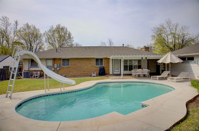 4925 E 23rd Street, Tulsa, OK 74114