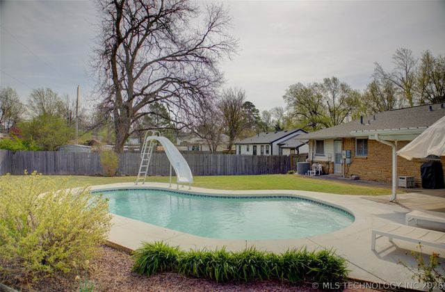 4925 E 23rd Street, Tulsa, OK 74114