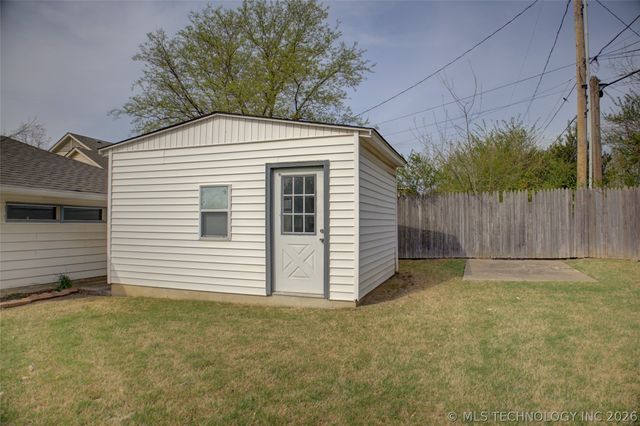 4925 E 23rd Street, Tulsa, OK 74114