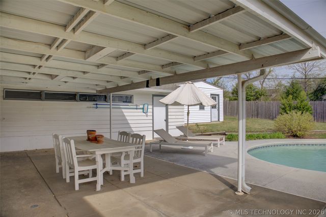 4925 E 23rd Street, Tulsa, OK 74114