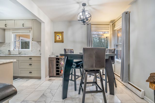 39294 N North Avenue, Beach Park, IL 60099