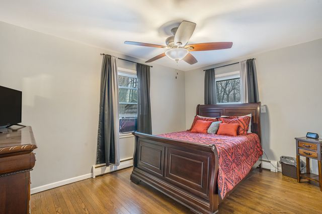 39294 N North Avenue, Beach Park, IL 60099