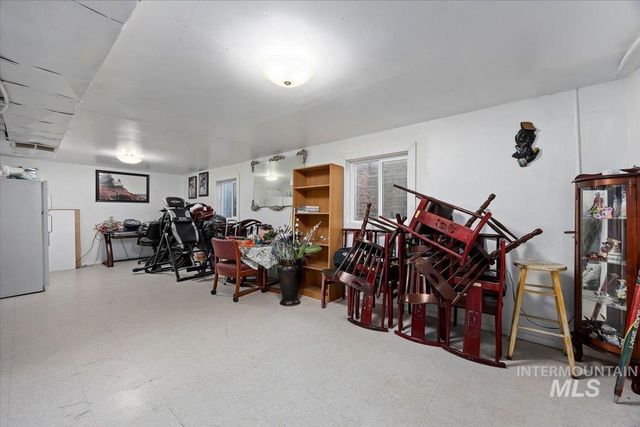 958 Bracken Street, Twin Falls, ID 83301