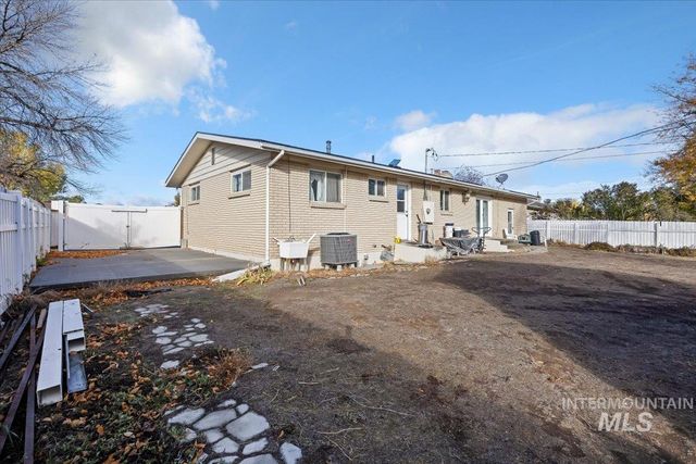 958 Bracken Street, Twin Falls, ID 83301