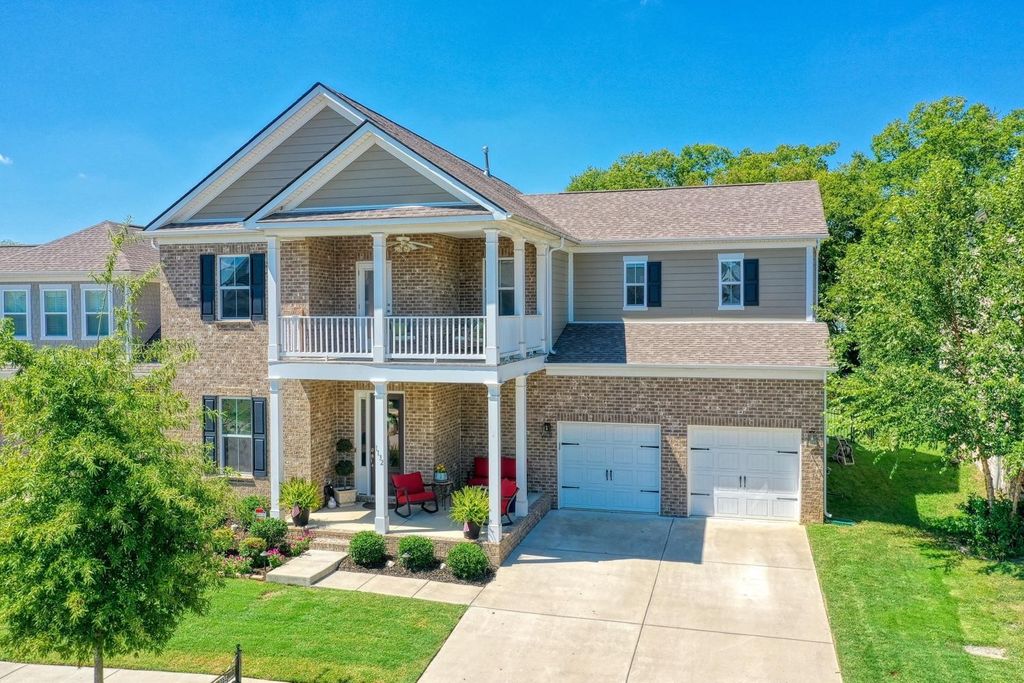 1132 Amelia Park Dr, Franklin, TN 37067